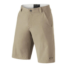 Load image into Gallery viewer, Oakley Take 2.5 Mens Shorts
 - 2