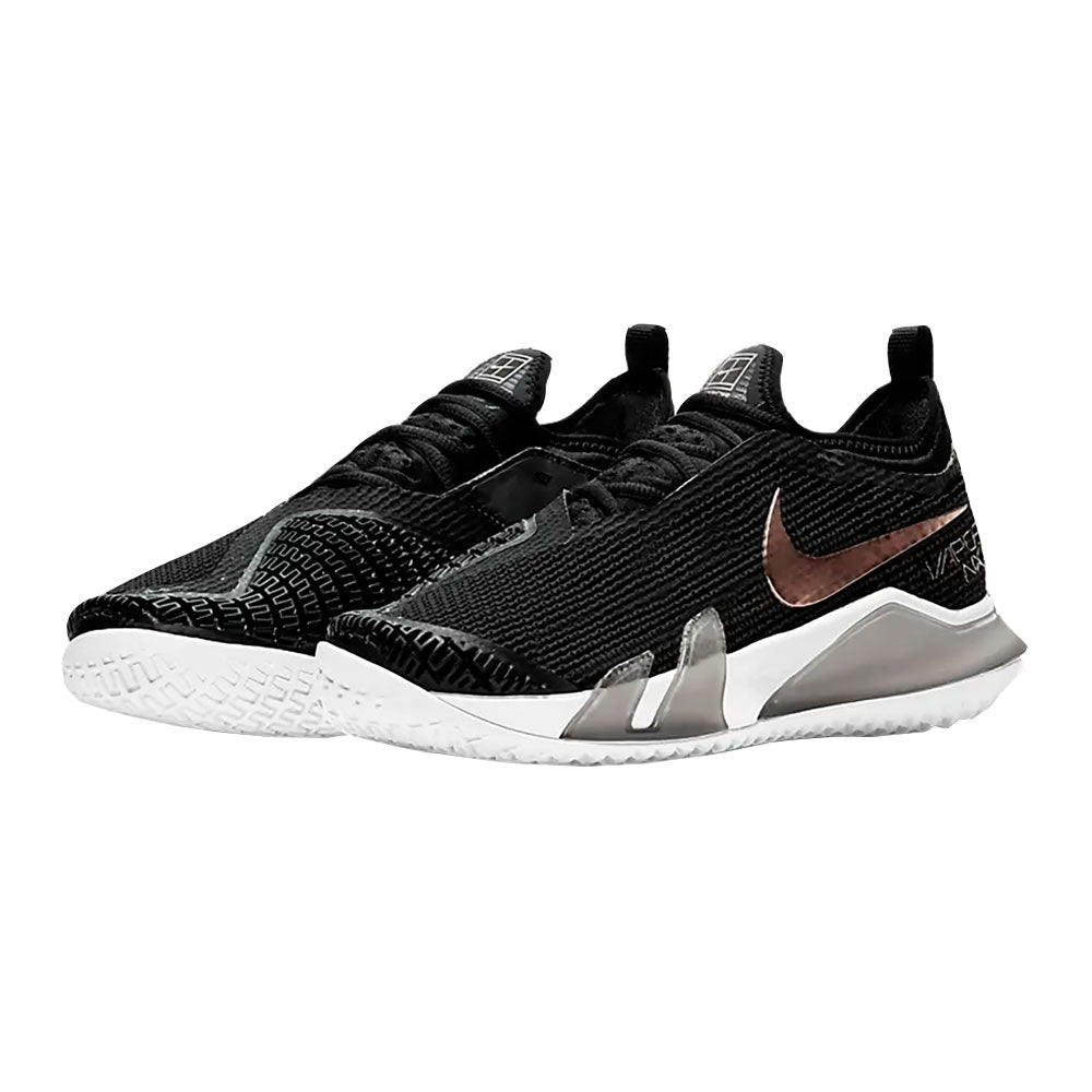 Black and gold nike tennis clearance shoes